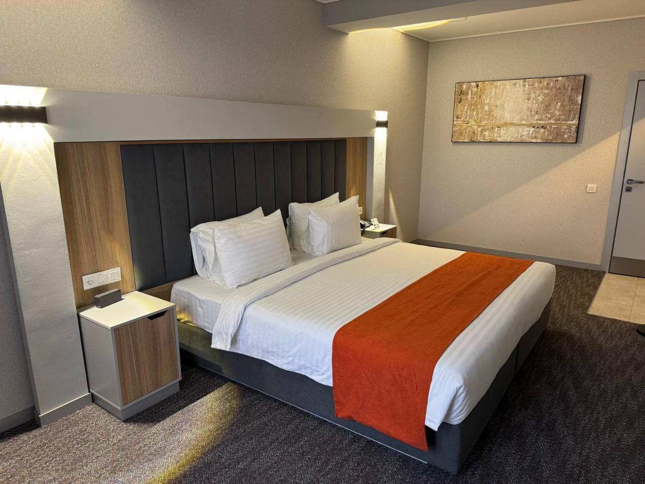 Nuovo Boutique Hotel Tashkent Bagian luar foto